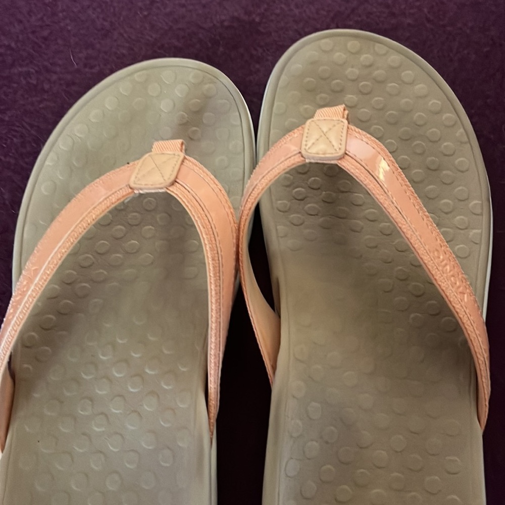 Vionic Tide flip flop apricot sandal peach blush - Picture 10 of 11